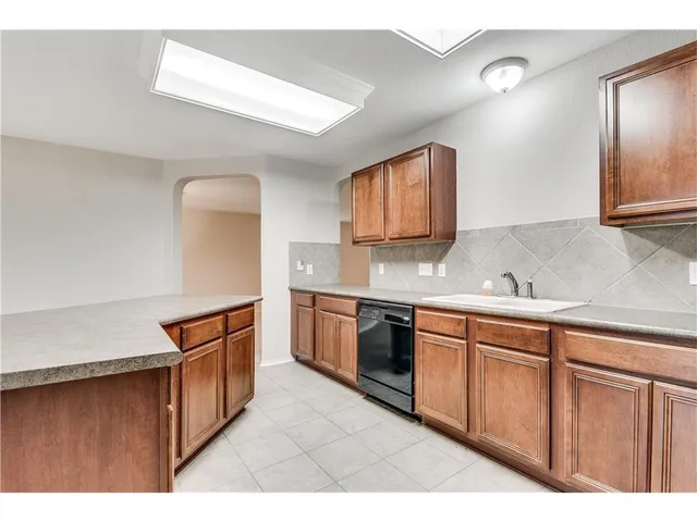 $2,399 | 524 Castebar Drive, Round Rock, TX 78664