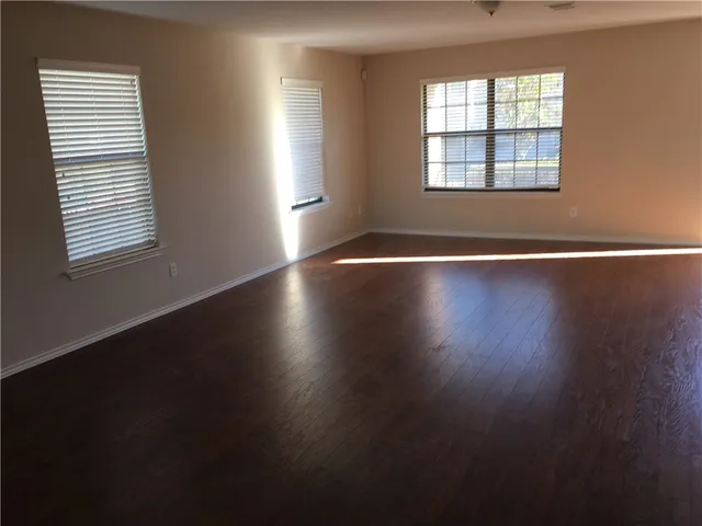 $2,399 | 524 Castebar Drive, Round Rock, TX 78664