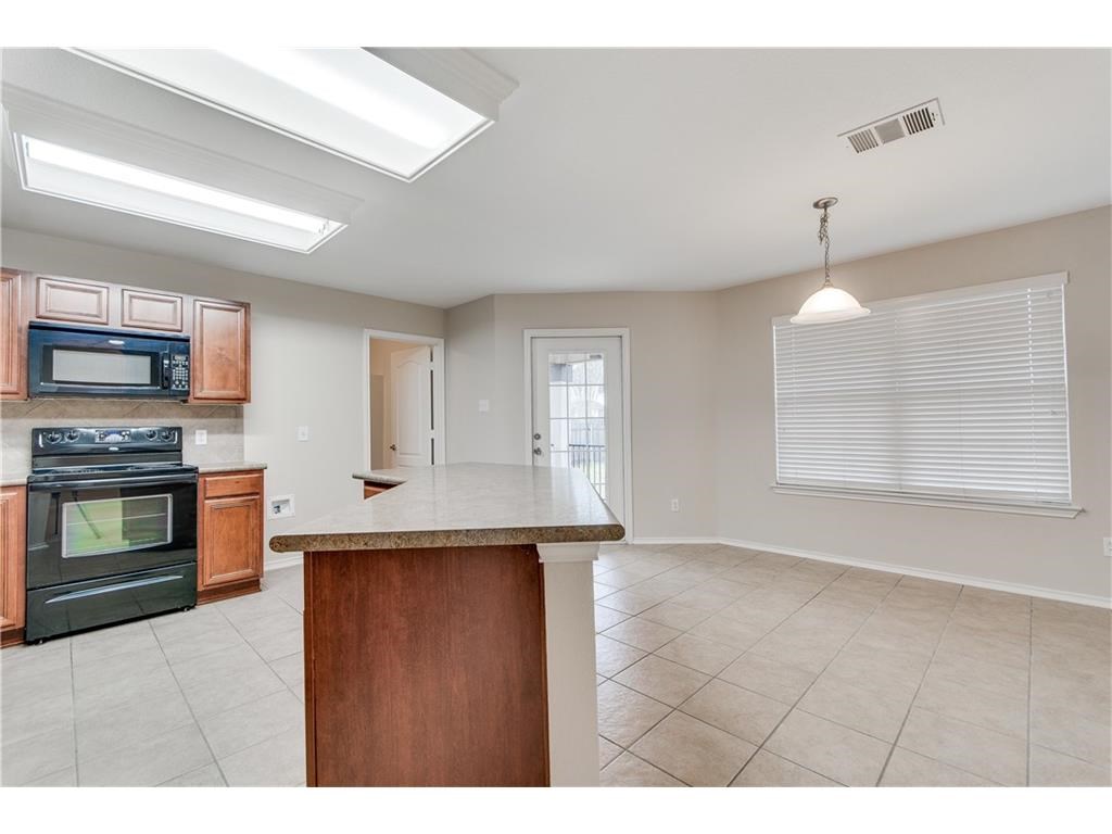 524 Castebar Drive Round Rock, TX 78664 - Photo 7 of 26