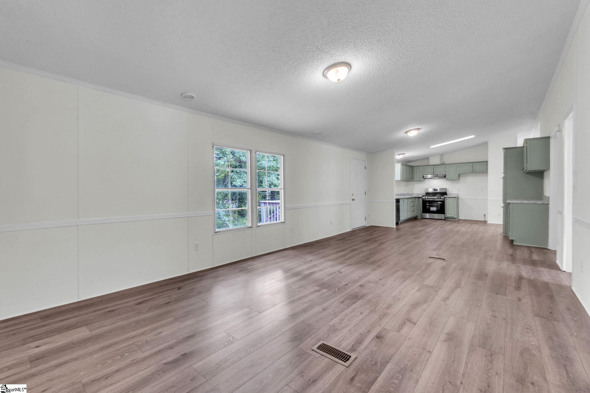 23 Blassingame Road Greenville, SC 29605 - Photo 11 of 27 Gallery Image 11