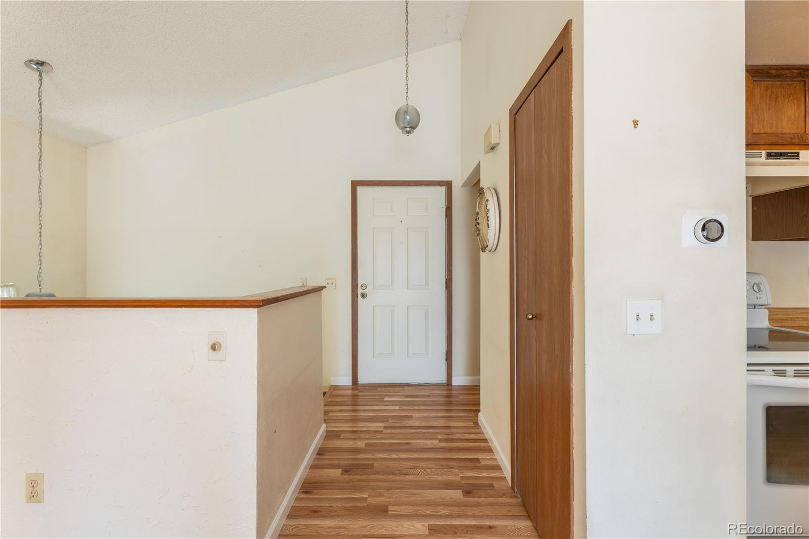 4138 South Rifle Way Aurora, CO 80013 - Photo 3 of 25