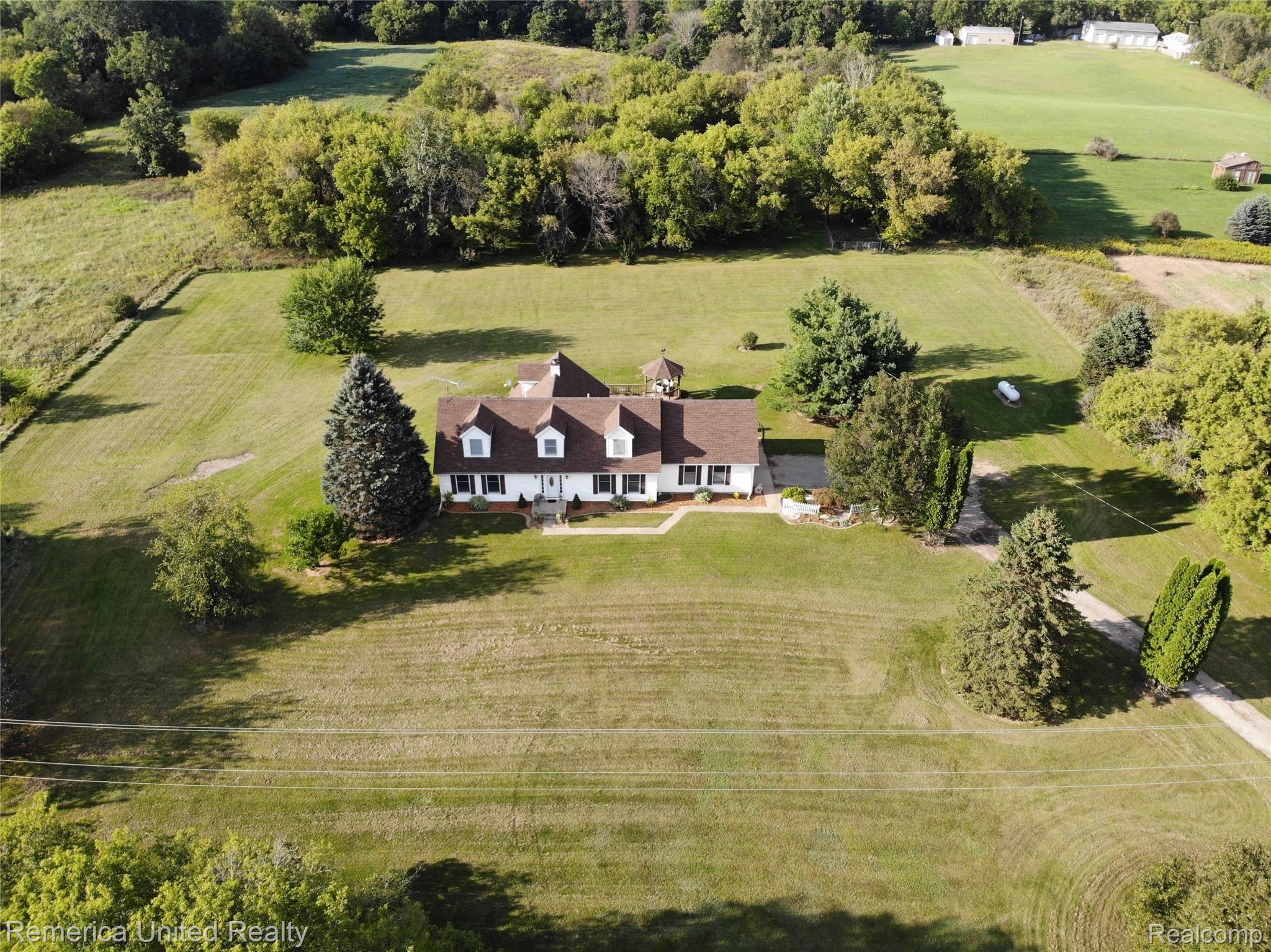 3814 Steinacker Road Howell, MI 48855 - Photo 61 of 68 3BC68C9E24EA8F647EAB39C5613D8F5D.jpg