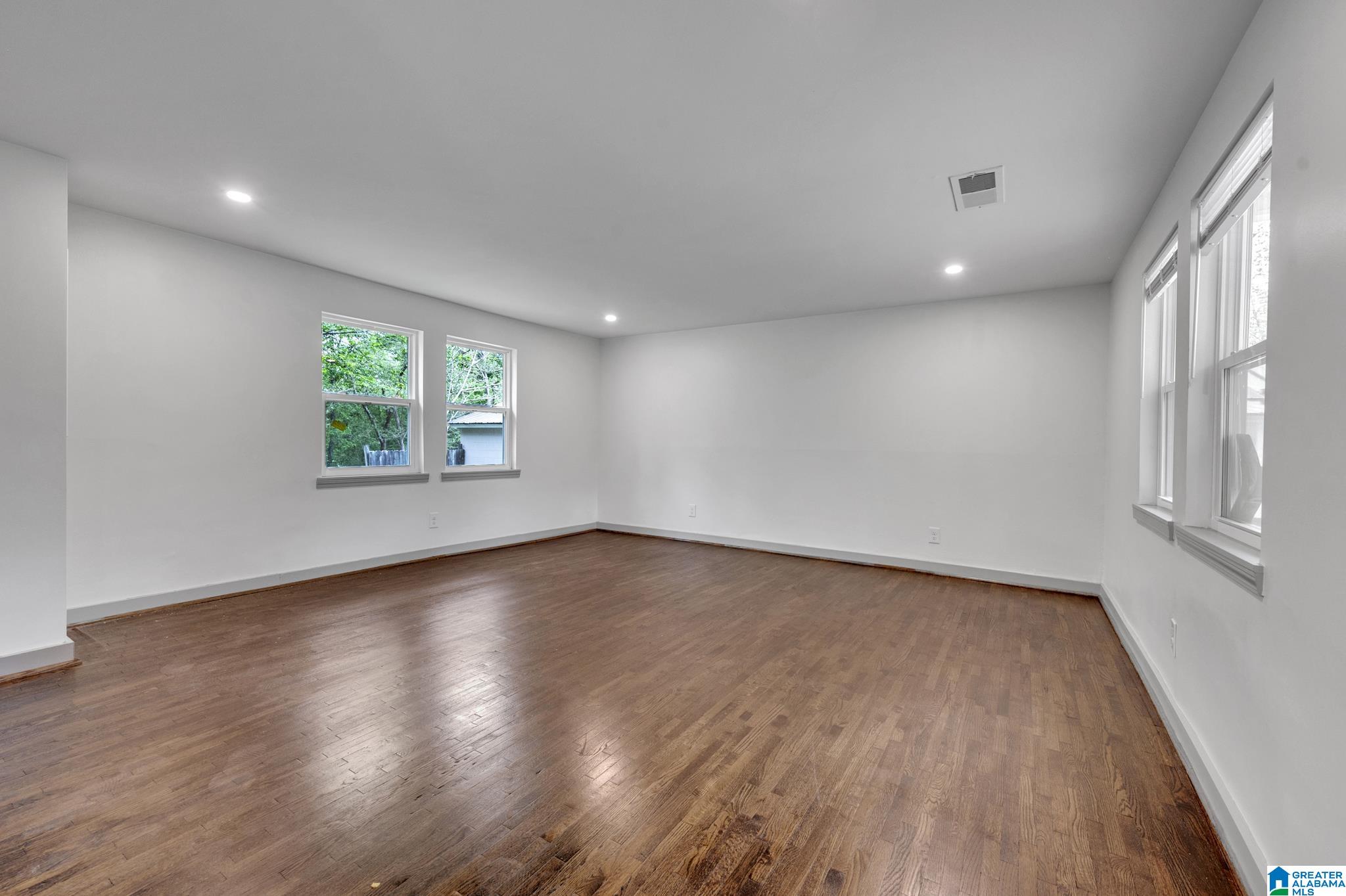 900 Absher Street Gardendale, AL 35071 - Photo 5 of 22
