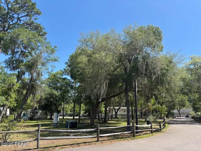 $68,000 | 25219 143rd (lot 150) Place, Salt Springs, FL 32134