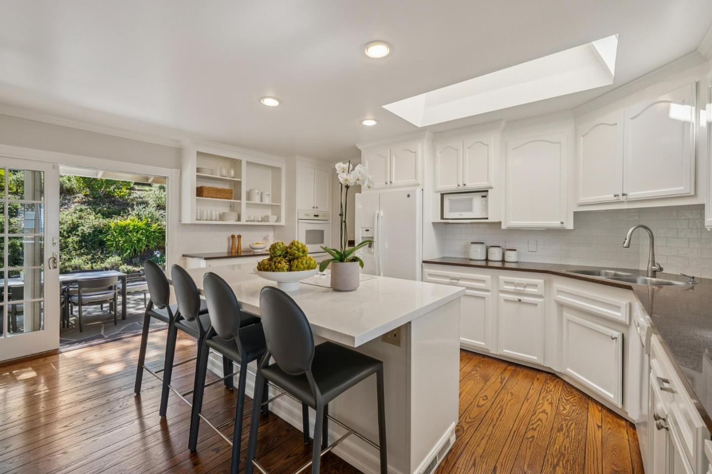 199 Brookwood Road Woodside, CA 94062 - Photo 16 of 44