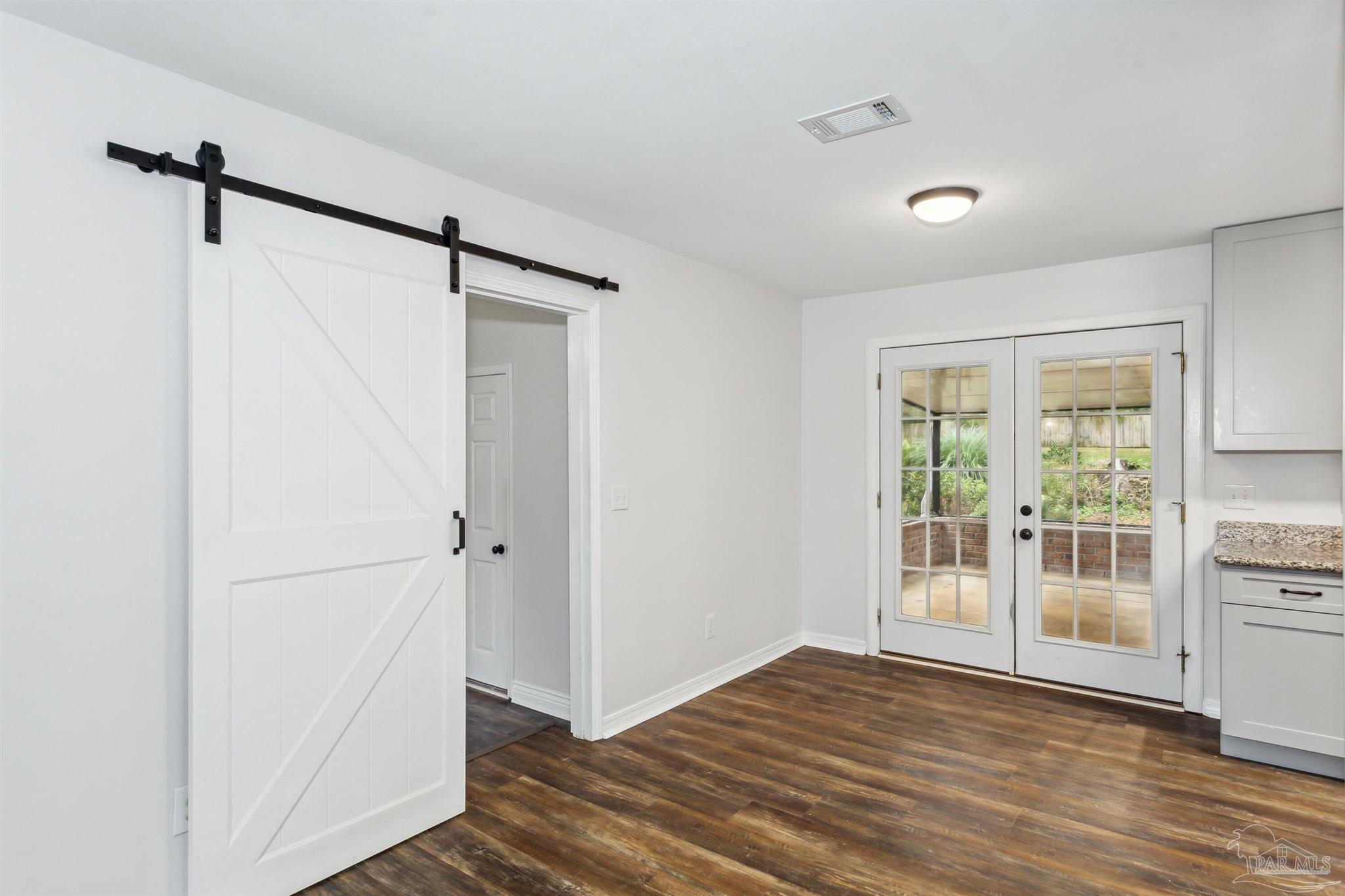 1893 Brentco Road Cantonment, FL 32533 - Photo 4 of 30 Gallery Image 4