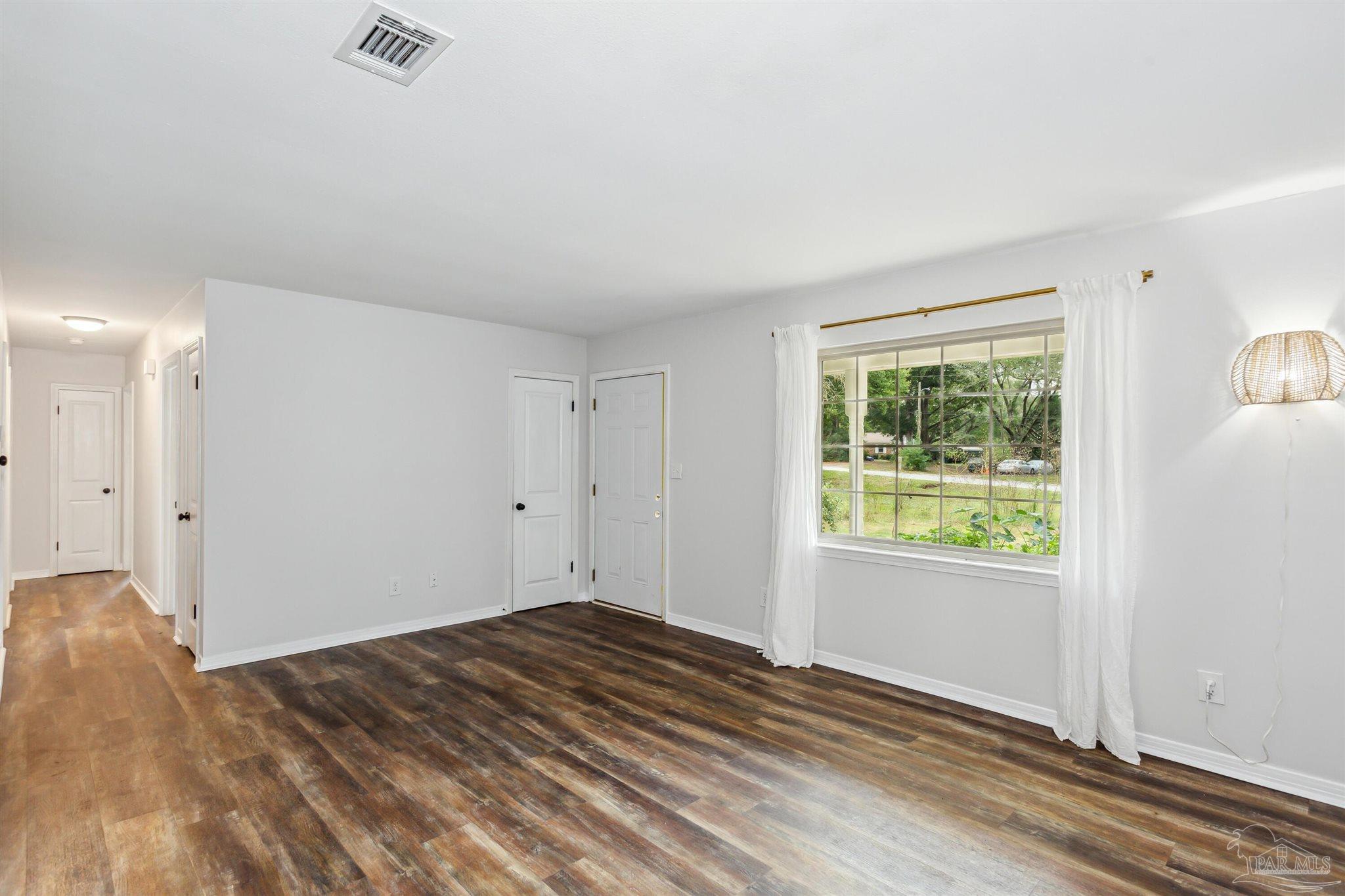 1893 Brentco Road Cantonment, FL 32533 - Photo 6 of 30 Gallery Image 6