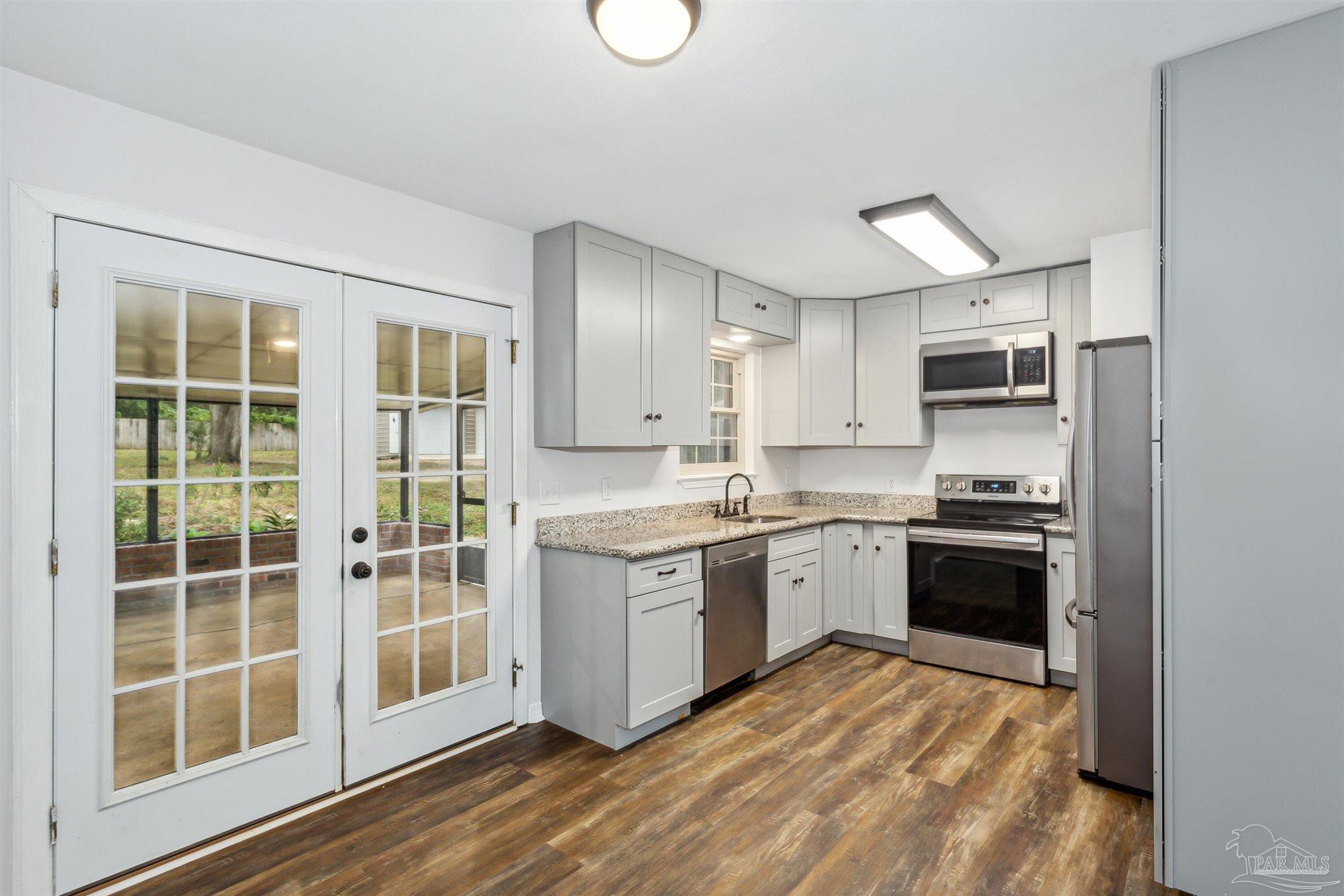 1893 Brentco Road Cantonment, FL 32533 - Photo 8 of 30 Gallery Image 8