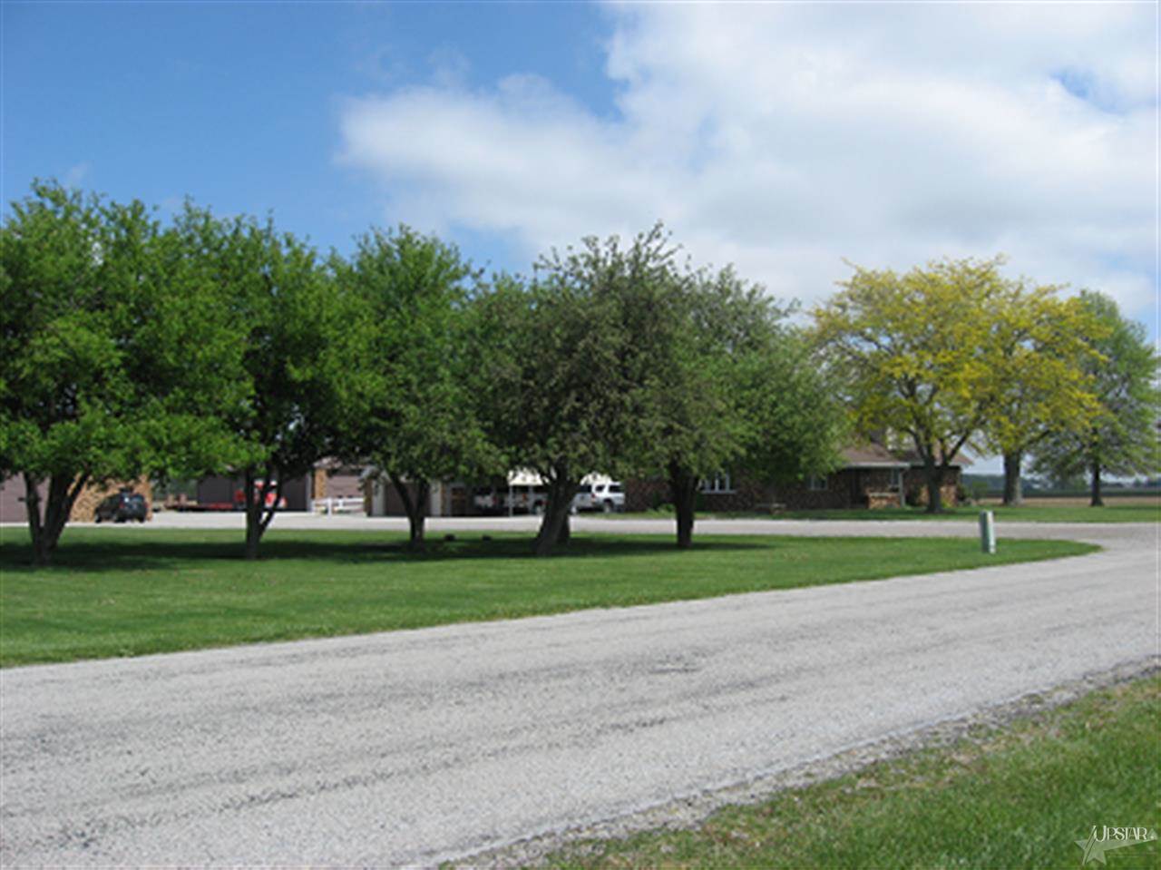 5204 Hamilton Road Yoder, IN 46798 - Photo 14 of 30