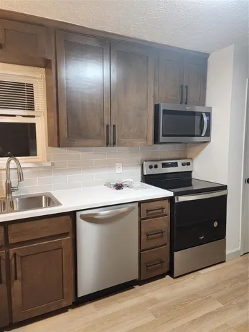 $249,900 | 4906 Valley View Drive, La Porte, TX 77571