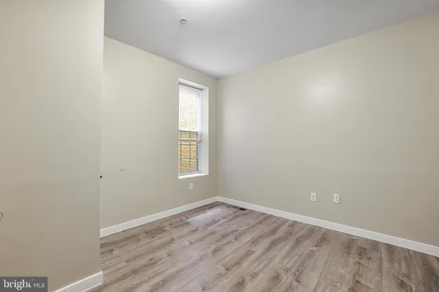 $1,200,000 | 302 V Street Northeast, Washington, DC 20002