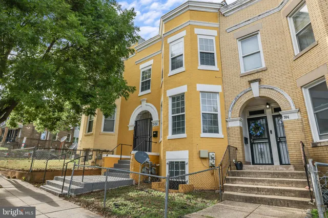 $1,200,000 | 302 V Street Northeast, Washington, DC 20002