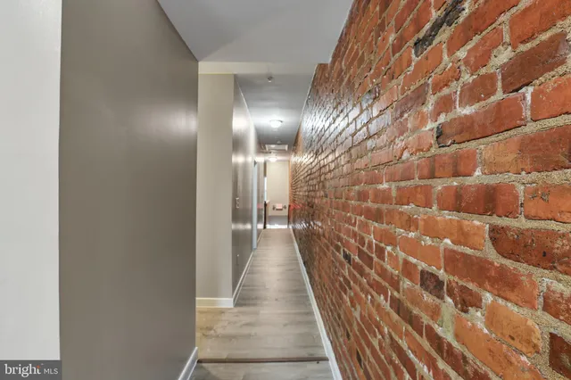 $1,200,000 | 302 V Street Northeast, Washington, DC 20002