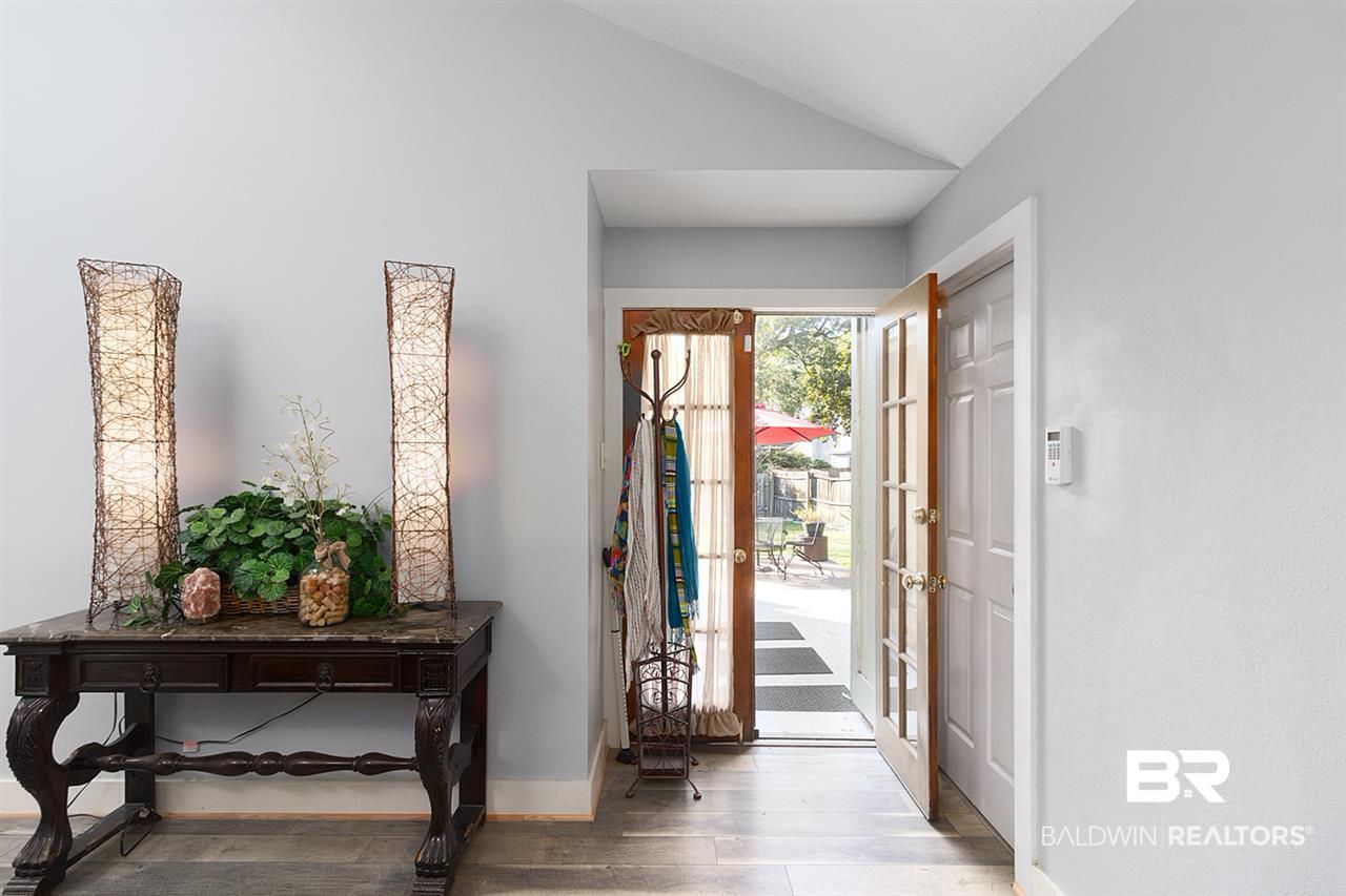 135 Michael Loop Daphne, AL 36526 - Photo 4 of 23
