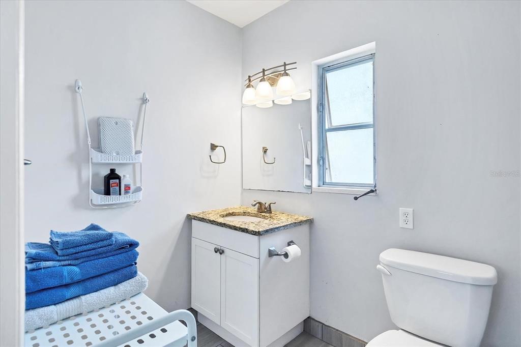 1901 Hyde Park Street, Unit G Sarasota, FL 34239 - Photo 11 of 12