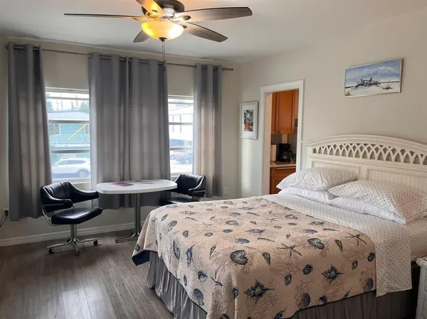 $1,750 | 1901 Hyde Park Street, Unit G, Sarasota, FL 34239