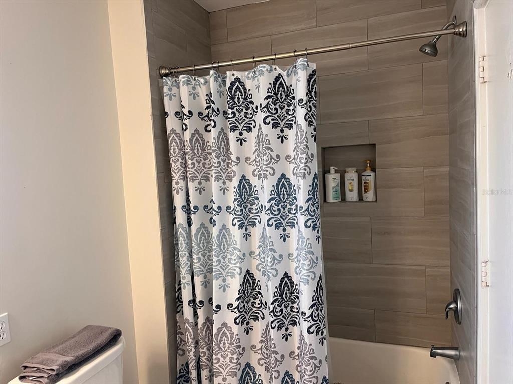 1901 Hyde Park Street, Unit G Sarasota, FL 34239 - Photo 3 of 12