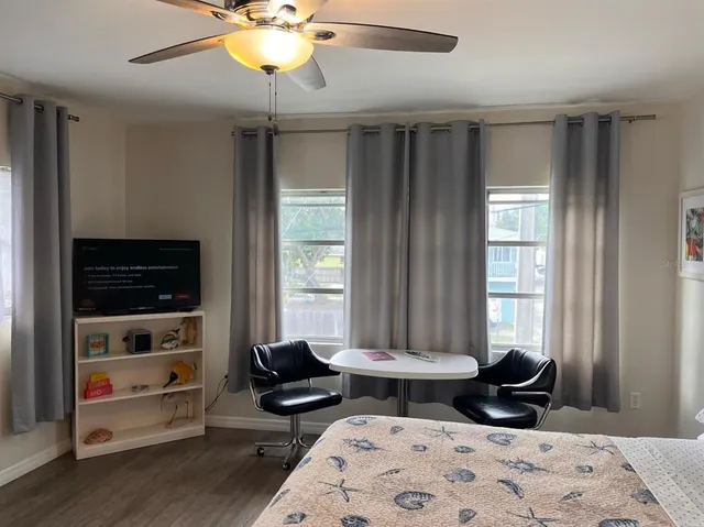 $1,850 | 1901 Hyde Park Street, Unit G, Sarasota, FL 34239