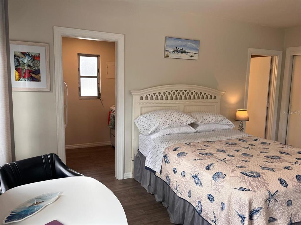 1901 Hyde Park Street, Unit G Sarasota, FL 34239 - Photo 7 of 12