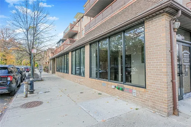 $869,000 | 3567 Shore Parkway, Unit H4A | Sheepshead Bay