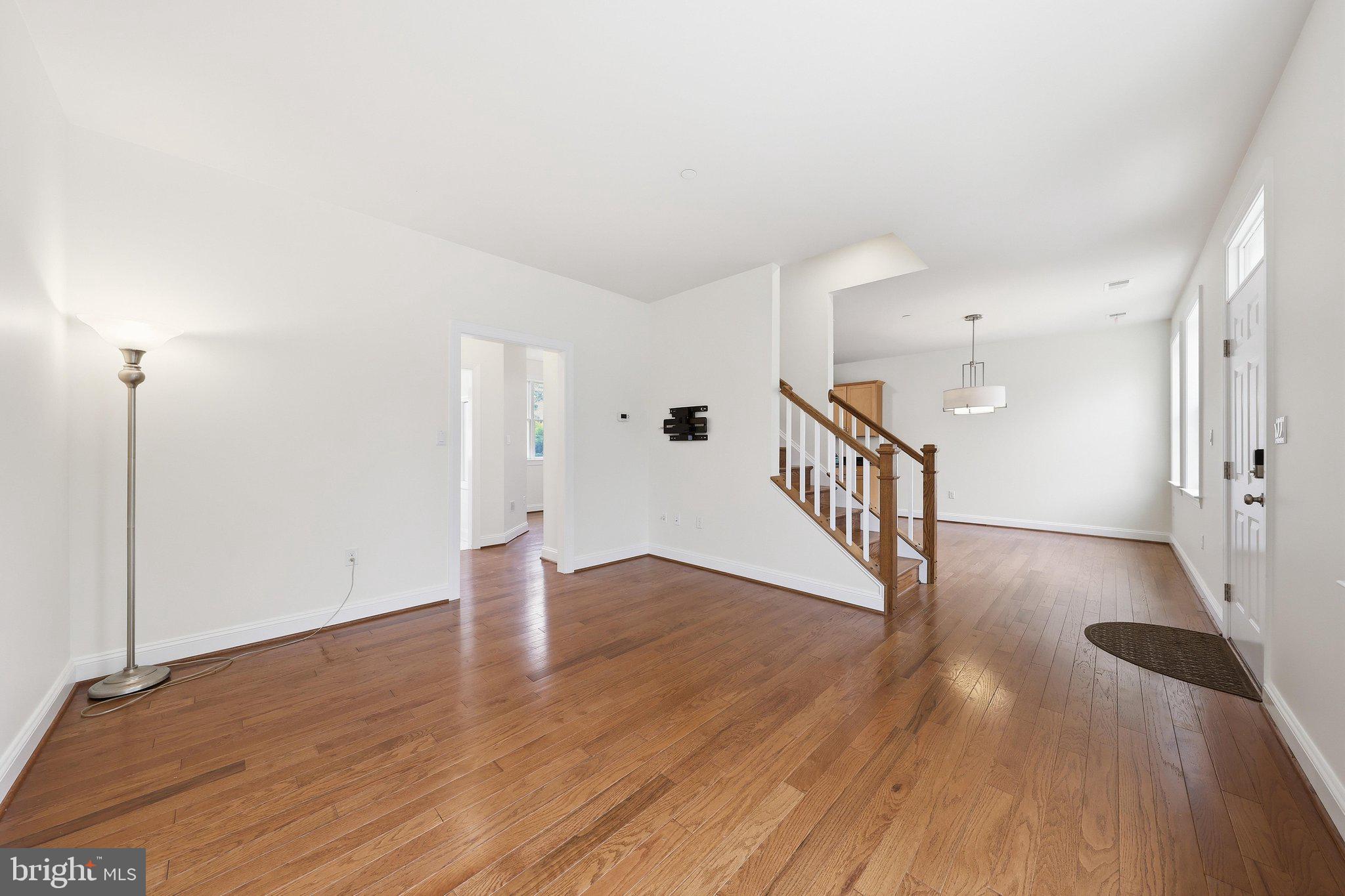 25 West 6th Street Frederick, MD 21701 - Photo 8 of 68 Living Room