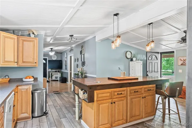 $249,999 | 5044 Highway 421, Madison, IN 47250