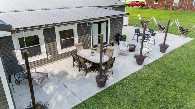 $249,999 | 5044 Highway 421, Madison, IN 47250