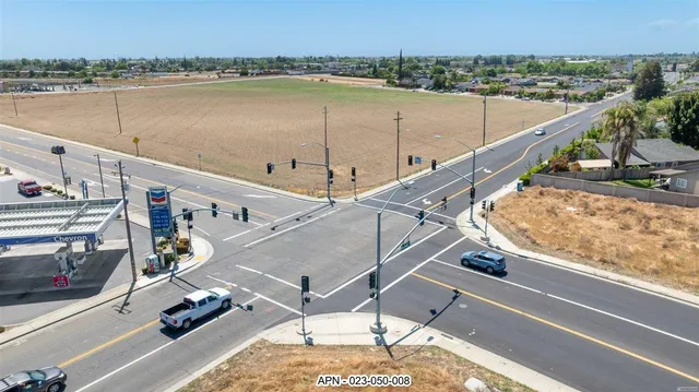 $2,500,000 | 2 Hammett Avenue, Livingston, CA 95334