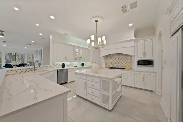$2,000,000 | 5605 Muirfield Court, Flower Mound, TX 75022