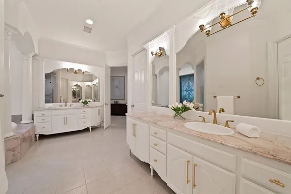 $2,000,000 | 5605 Muirfield Court, Flower Mound, TX 75022