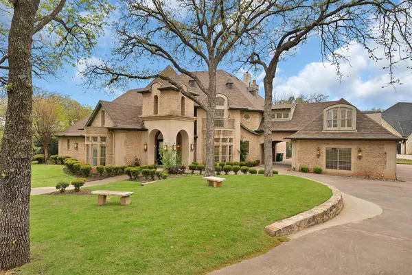 $2,000,000 | 5605 Muirfield Court, Flower Mound, TX 75022