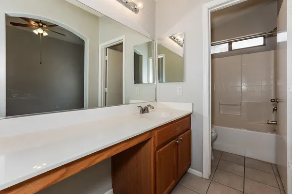 $1,995 | 1069 East Nardini Street, San Tan Valley, AZ 85140