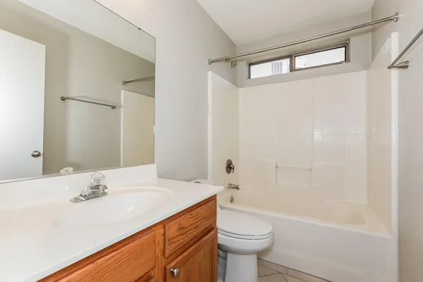 $1,995 | 1069 East Nardini Street, San Tan Valley, AZ 85140