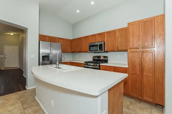 $1,995 | 1069 East Nardini Street, San Tan Valley, AZ 85140