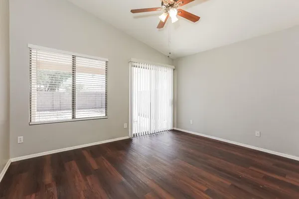 $1,995 | 1069 East Nardini Street, San Tan Valley, AZ 85140