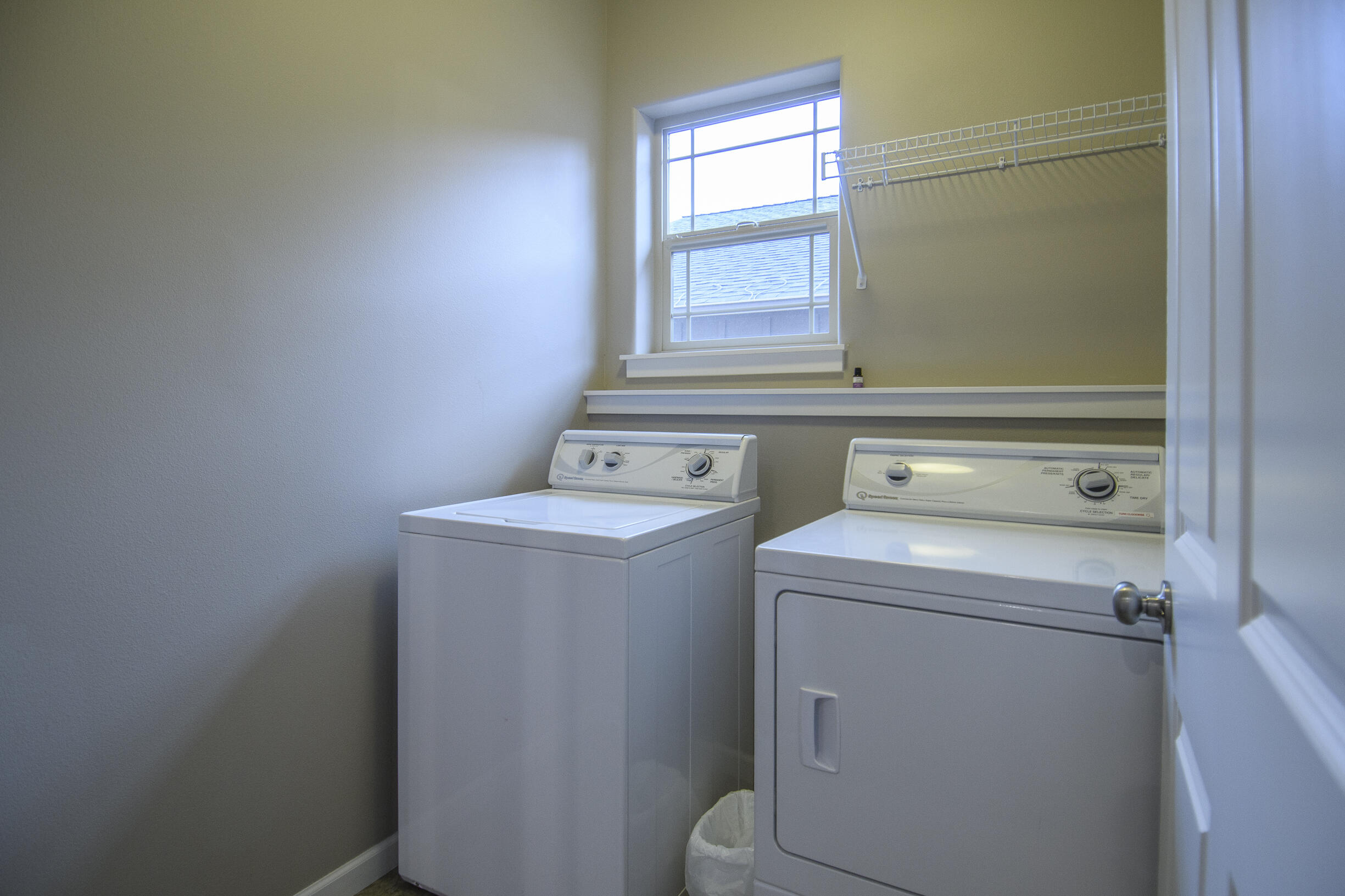 2745 Southwest 32nd Street Redmond, OR 97756 - Photo 12 of 28 Laundry Room