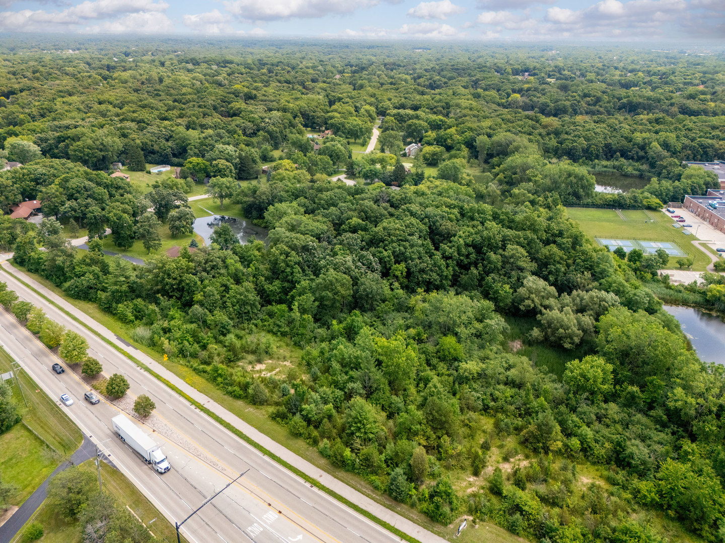 21031 North Quentin Road Barrington, IL 60010 - Photo 1 of 10 Gallery Image 1