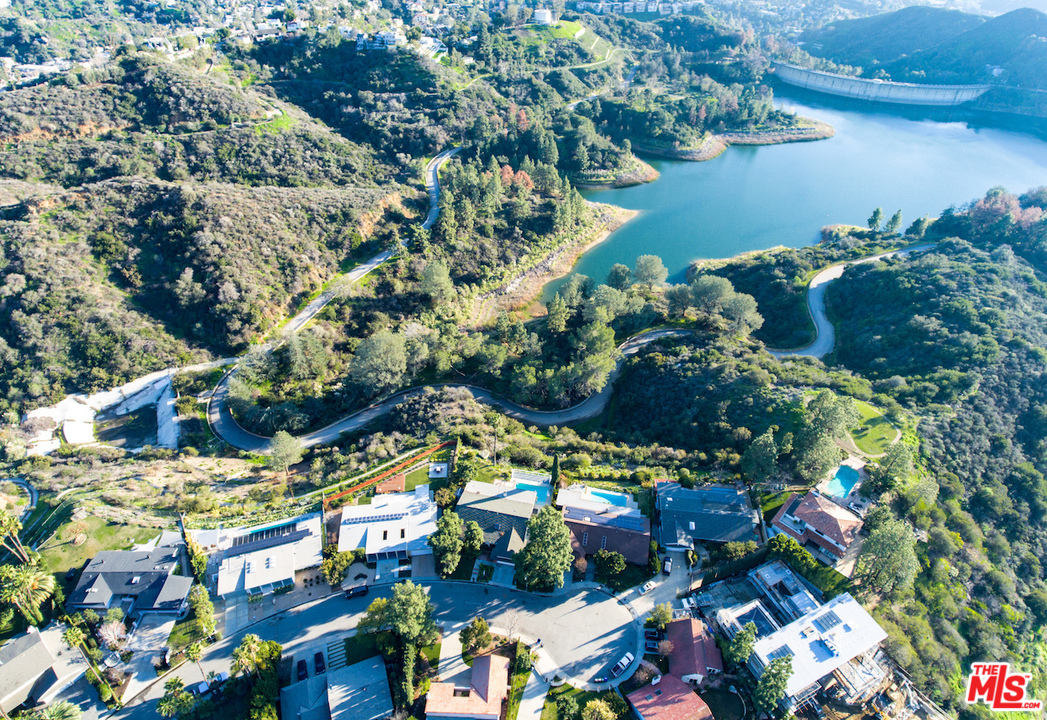 3012 Arrowhead Drive Los Angeles, CA 90068 - Photo 5 of 53
