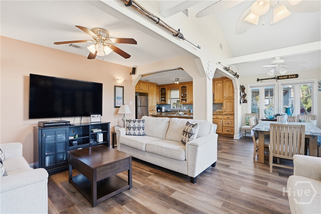 1010 Live Oak Road Tybee Island, GA 31328 - Photo 4 of 27