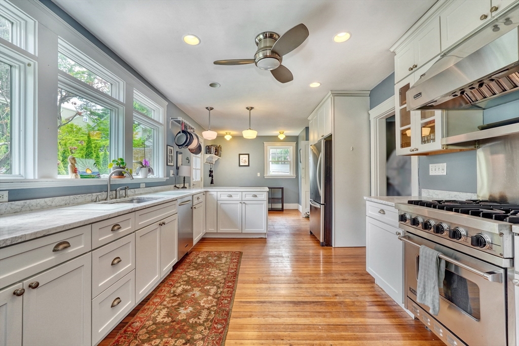 130 Warwick Road Melrose, MA 02176 - Photo 12 of 40 Gallery Image 12