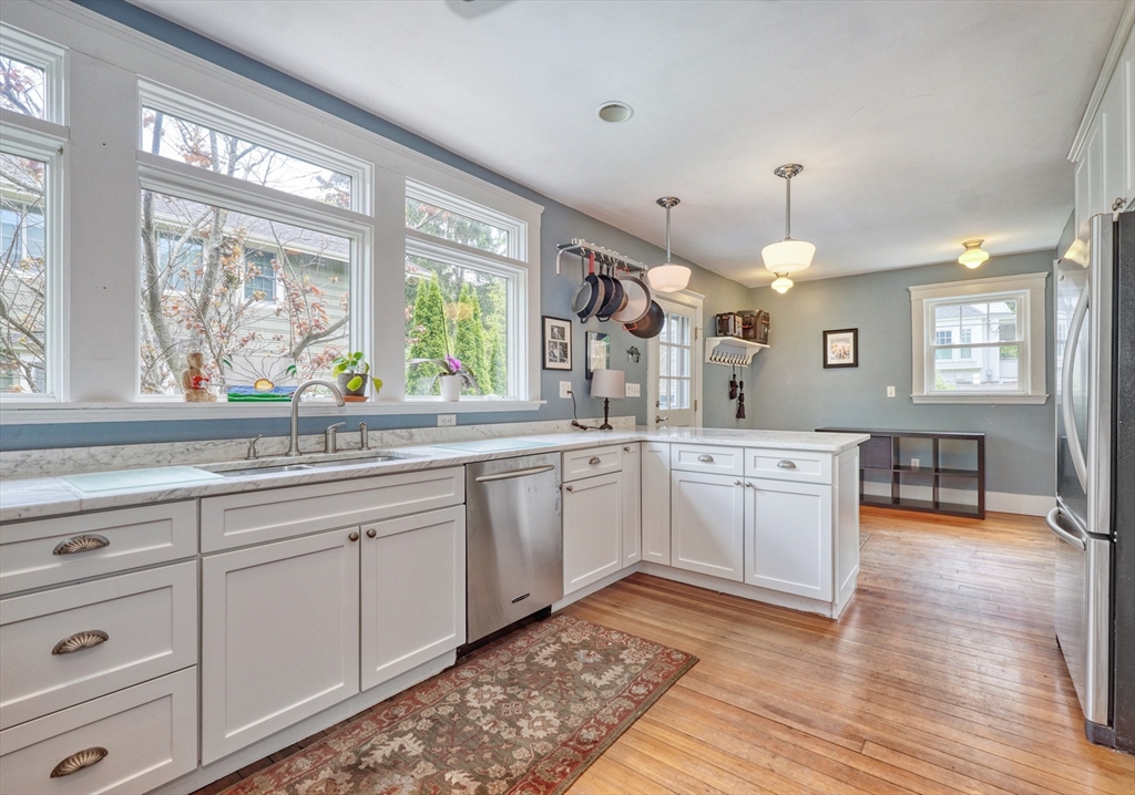 130 Warwick Road Melrose, MA 02176 - Photo 13 of 40 Gallery Image 13