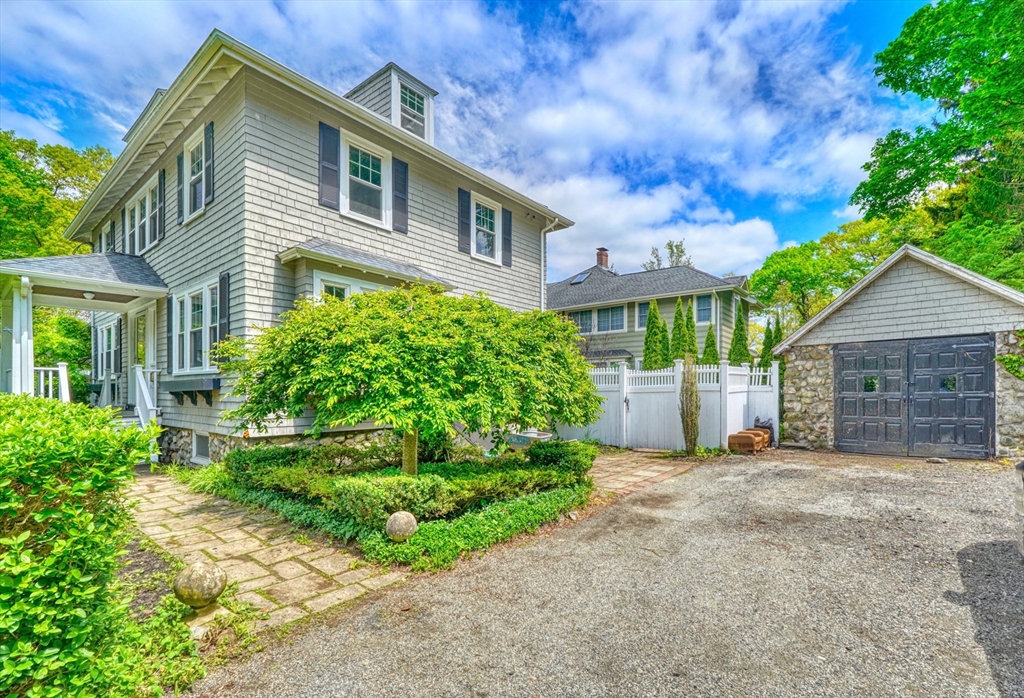 130 Warwick Road Melrose, MA 02176 - Photo 31 of 40 Gallery Image 31