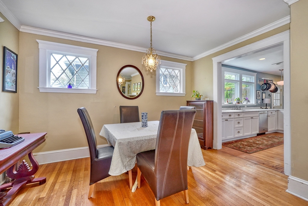 130 Warwick Road Melrose, MA 02176 - Photo 10 of 40 Gallery Image 10