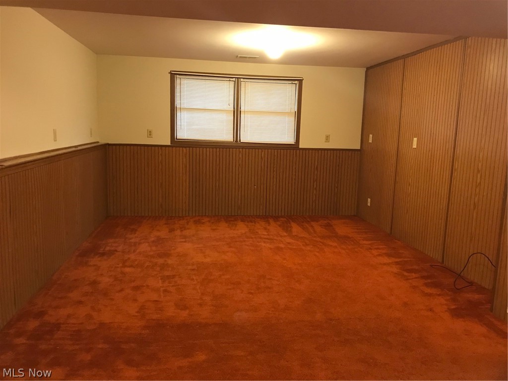 935 Perkins Jones Road Northeast Warren, OH 44483 - Photo 13 of 16 Gallery Image 13