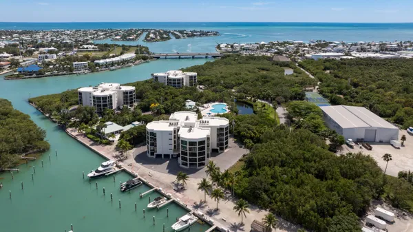 $625,000 | 7101 Gulf Of Mexico Boulevard, Unit 101, Marathon, FL 33050