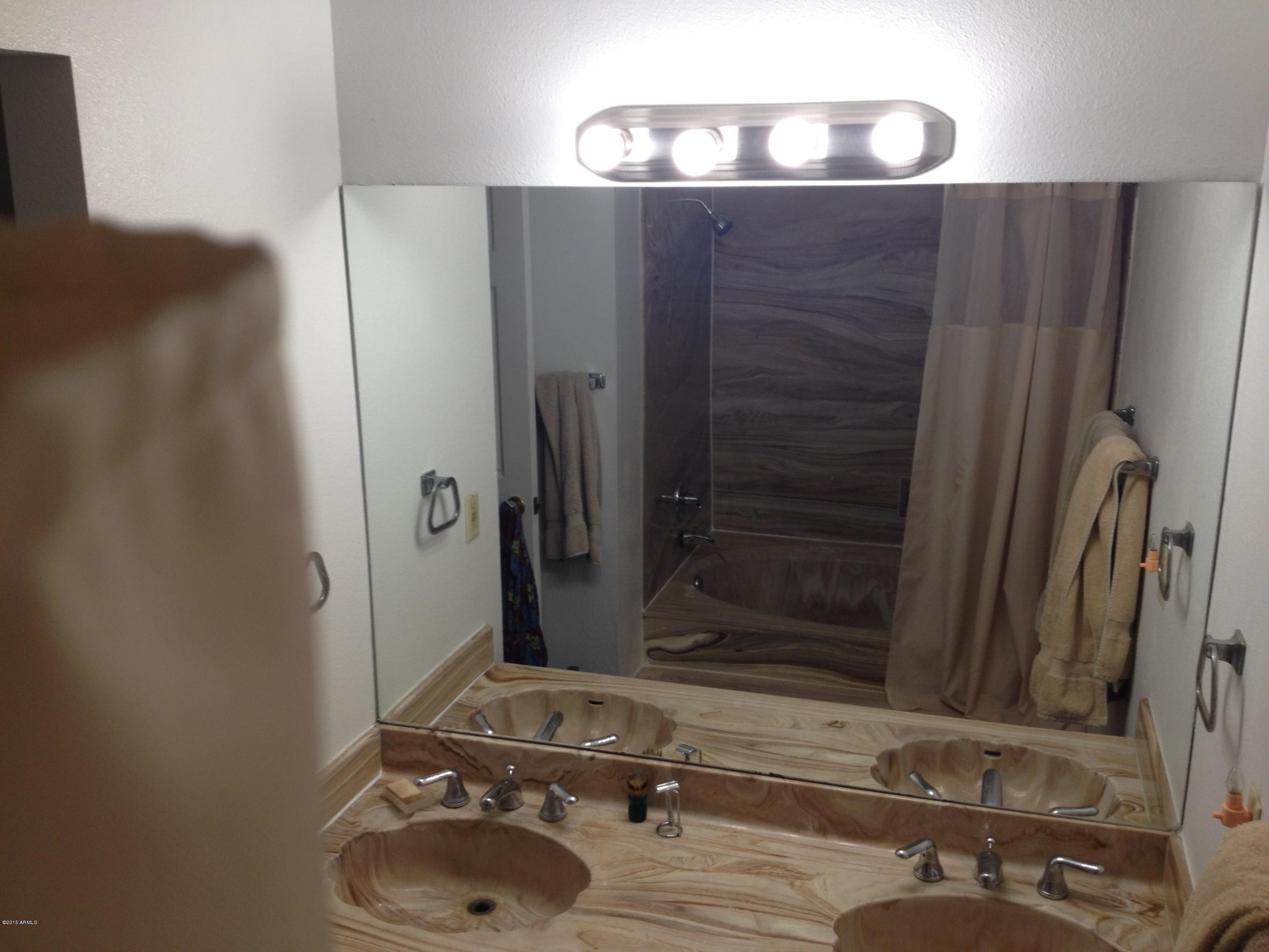 5315 North 18th Street, Unit 9 Phoenix, AZ 85016 - Photo 17 of 25 IMG_9019