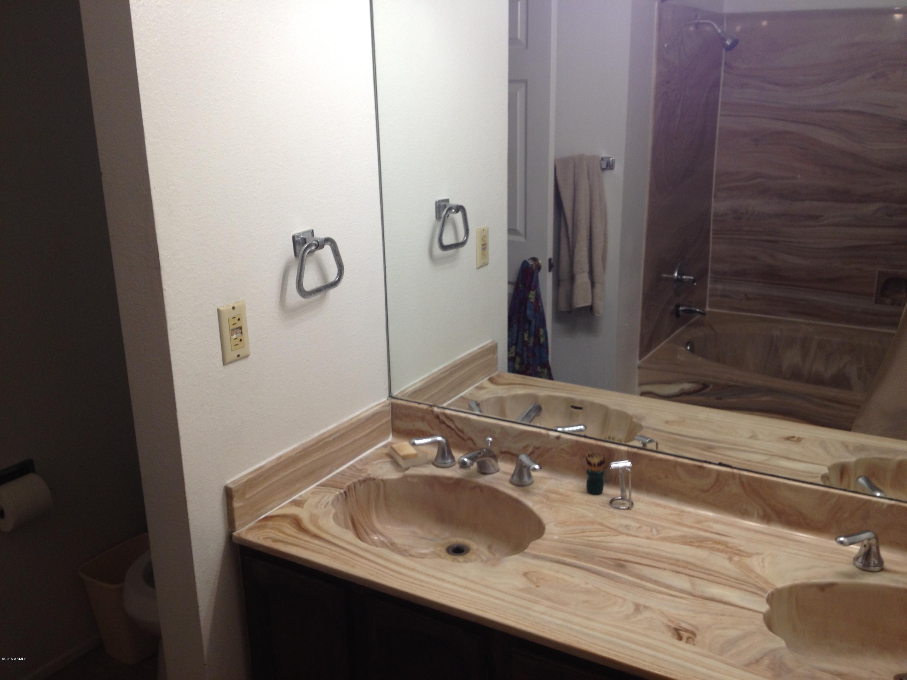 5315 North 18th Street, Unit 9 Phoenix, AZ 85016 - Photo 18 of 25 IMG_9020