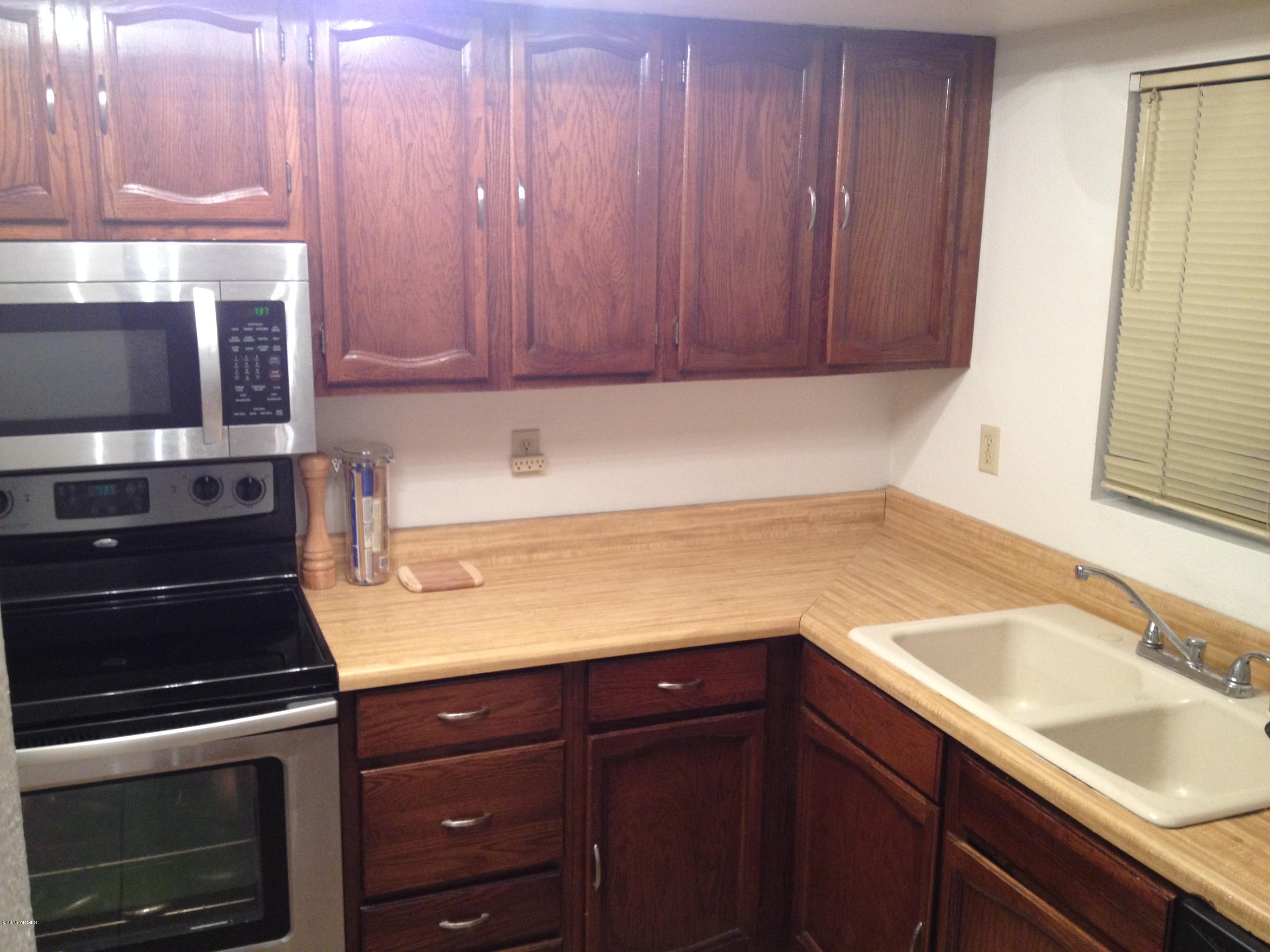 5315 North 18th Street, Unit 9 Phoenix, AZ 85016 - Photo 7 of 25 IMG_8974