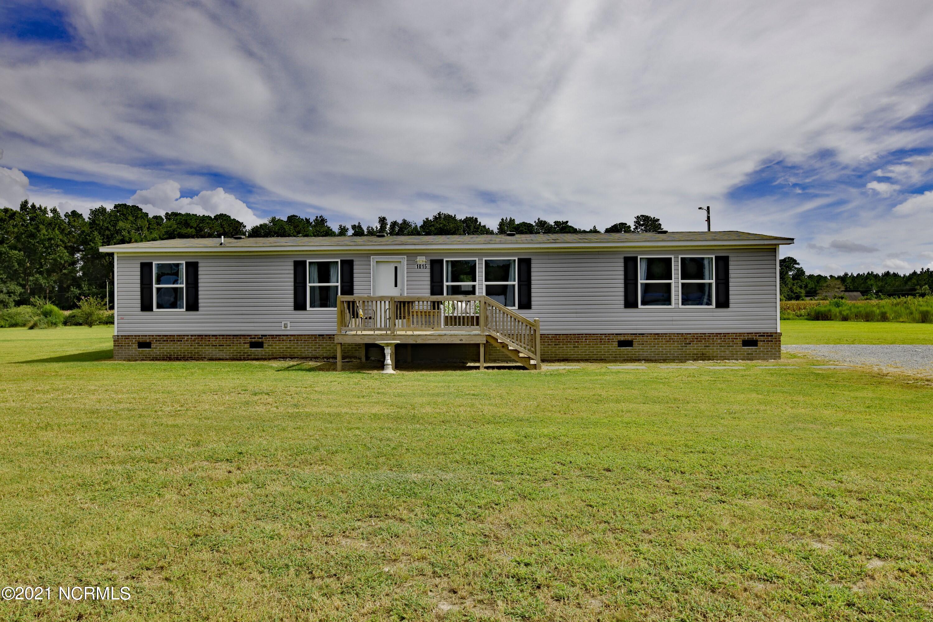 1015 Test Farm Road Willard, NC 28478 - Photo 1 of 32 _K6A4005et (Custom)