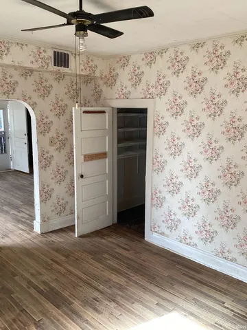 $84,500 | 104 North Davis Street, Walton, IN 46994